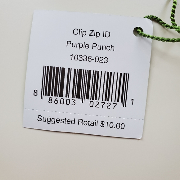 Vera Bradley Photo ID Zip Wallet in Purple Punch - Picture 2 of 3